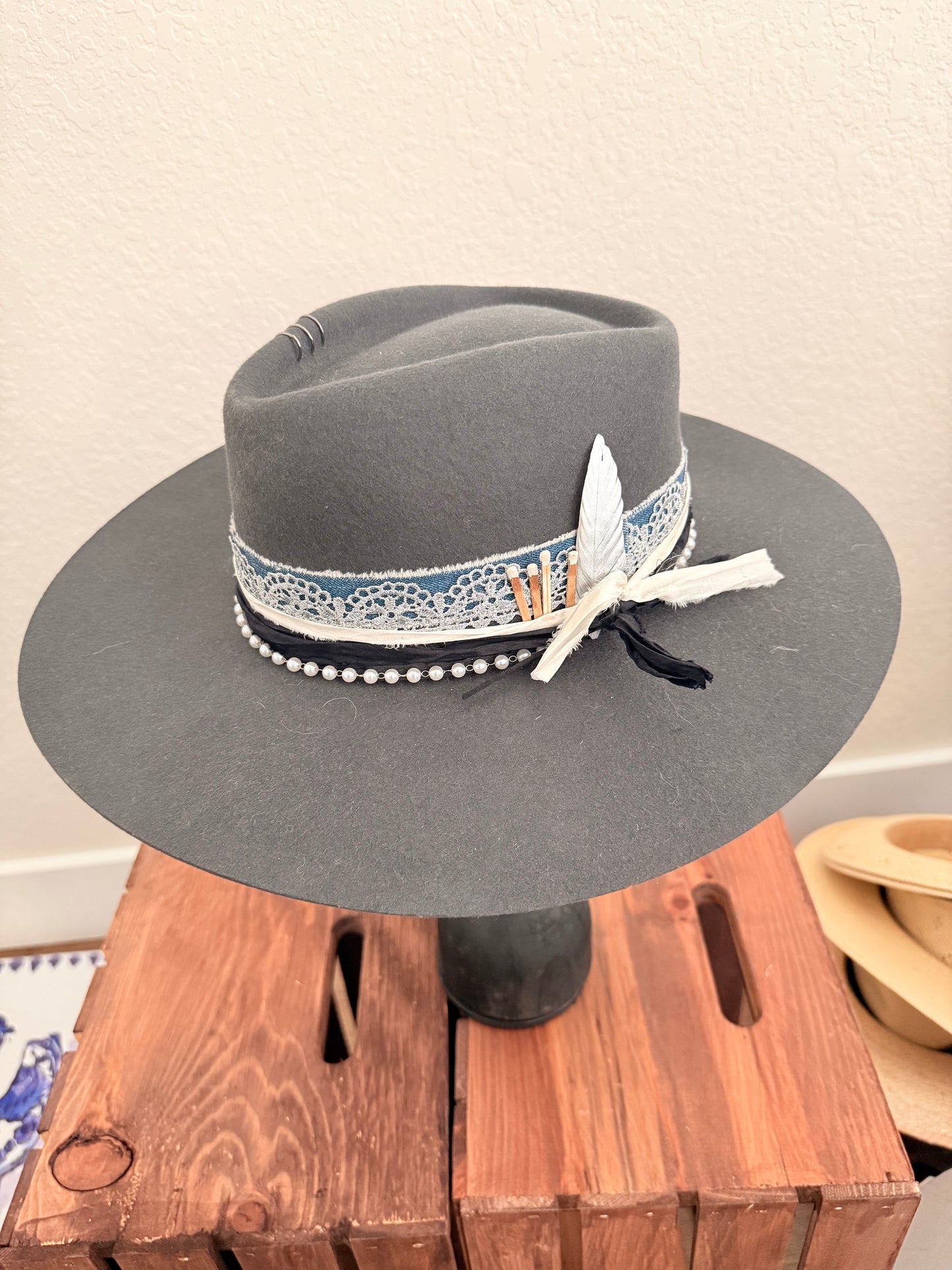Custom Gigi Pip Dakota - Size Medium